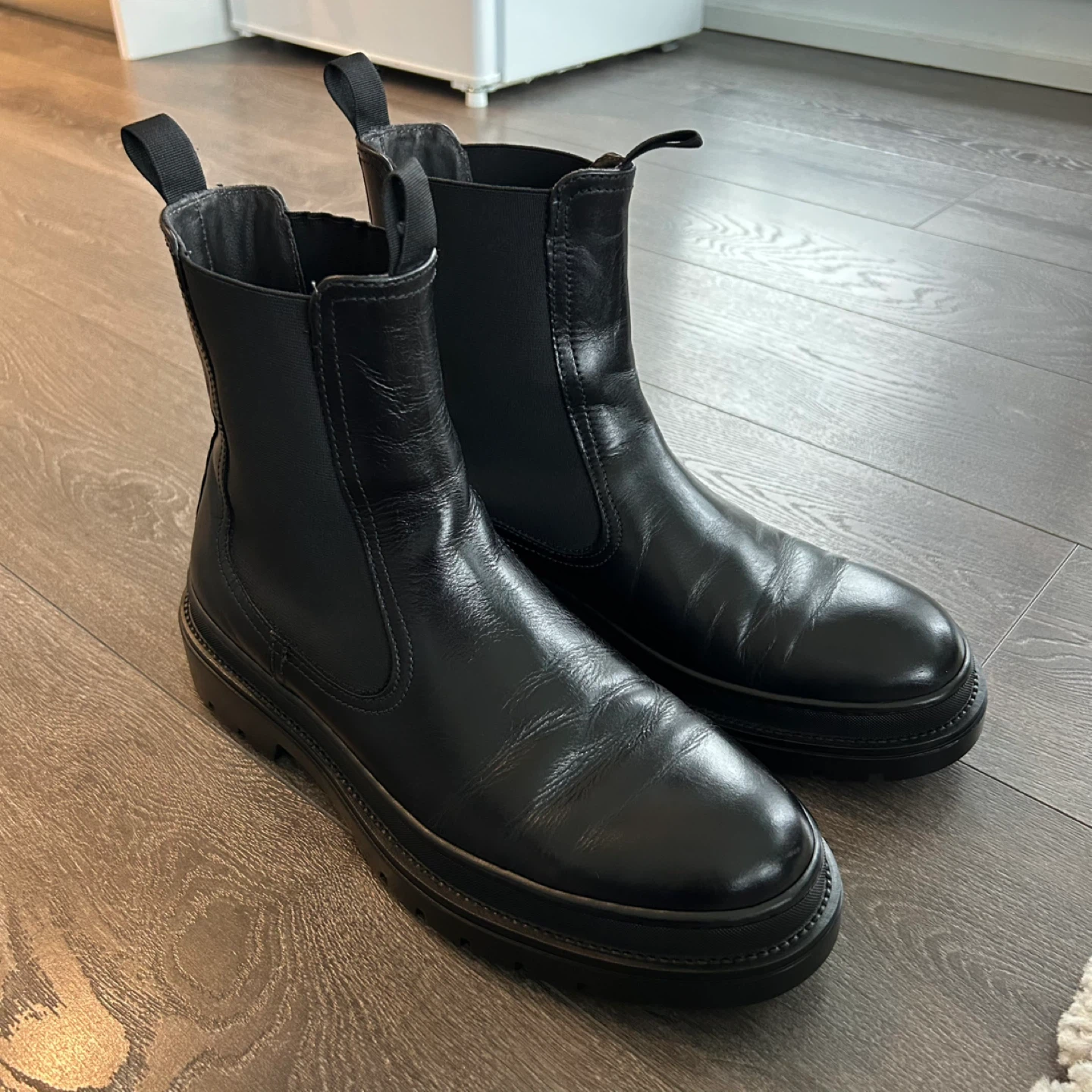 Minelli (Paris) Black Leather Chelsea Boots - photo 5
