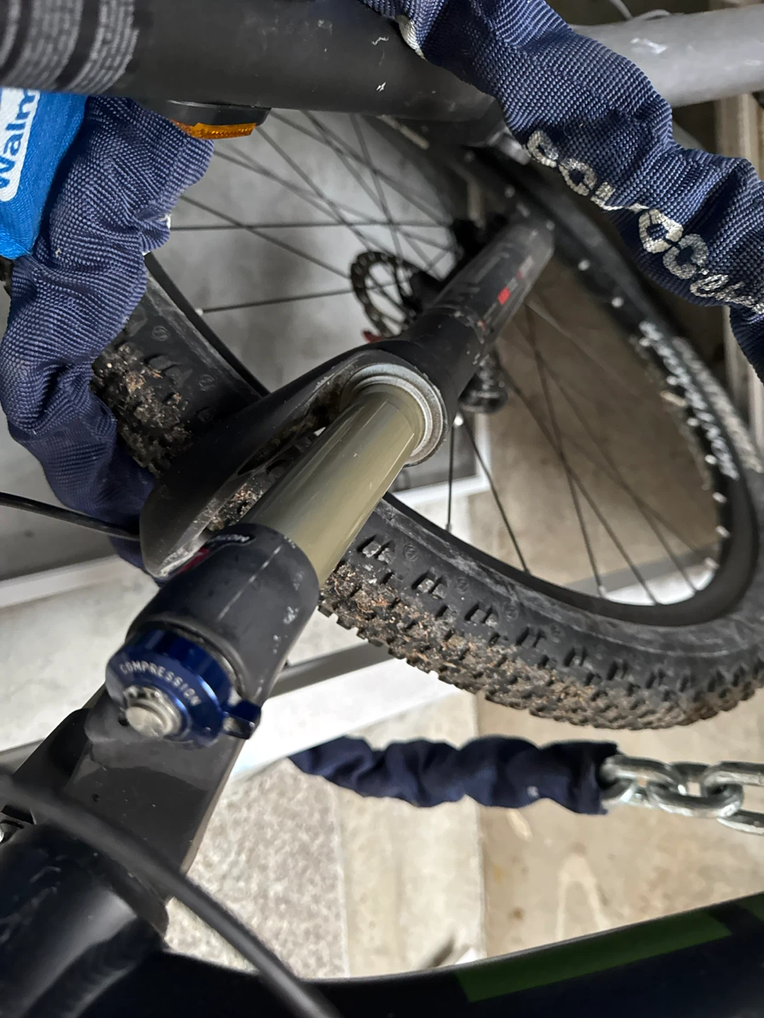 Genesis "Cary Fisher" Mountain Bike - photo 4