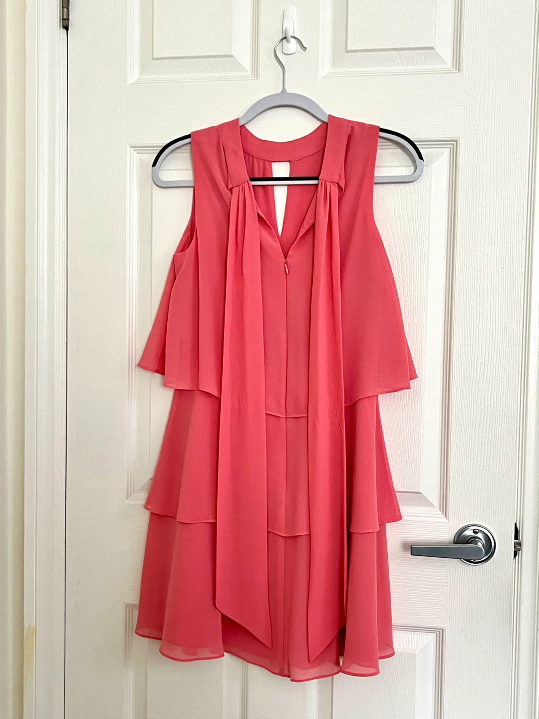 Lovely Vince Camuto Coral Tiered Dress Size 4 - photo 2