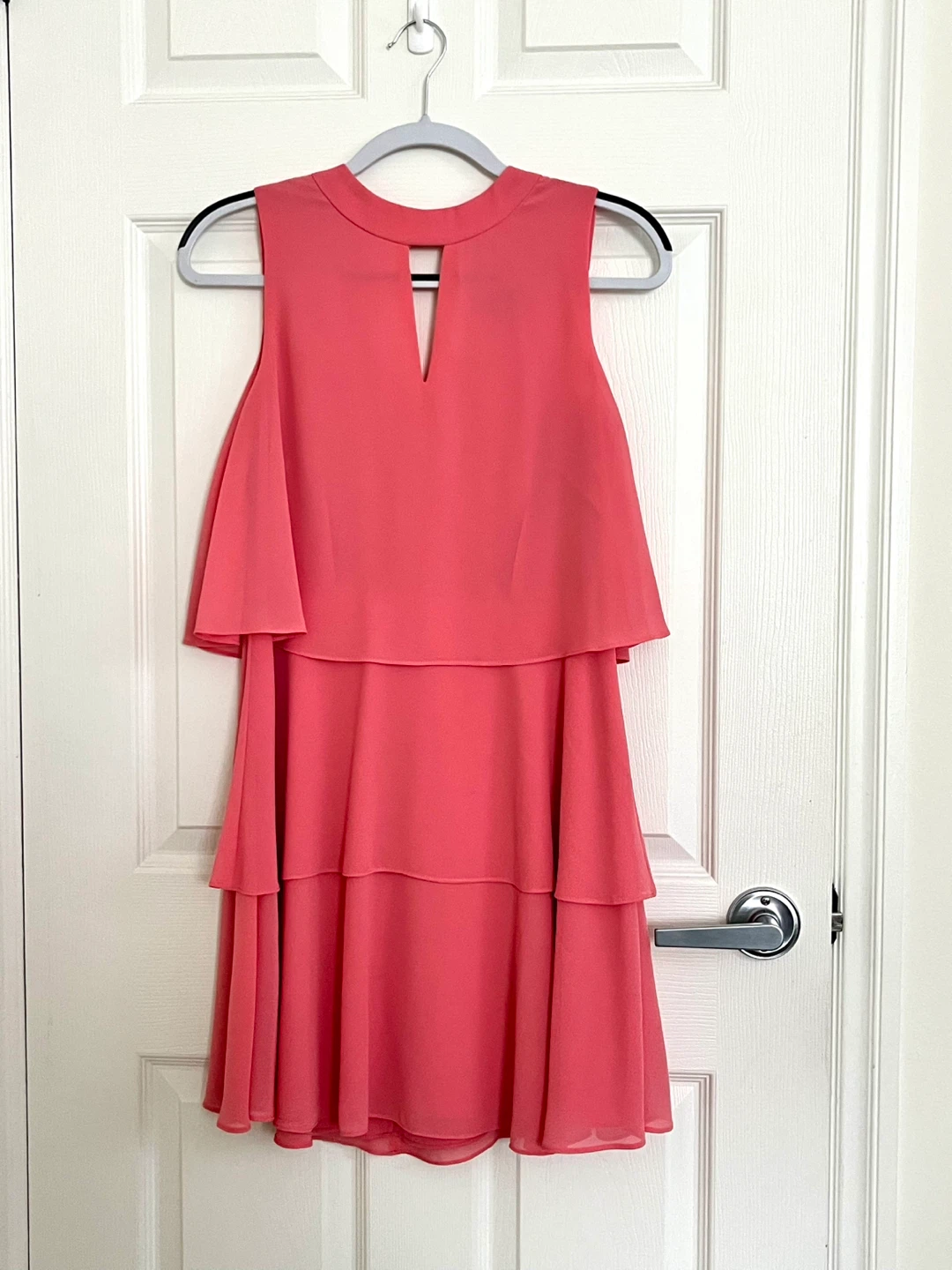 Lovely Vince Camuto Coral Tiered Dress Size 4