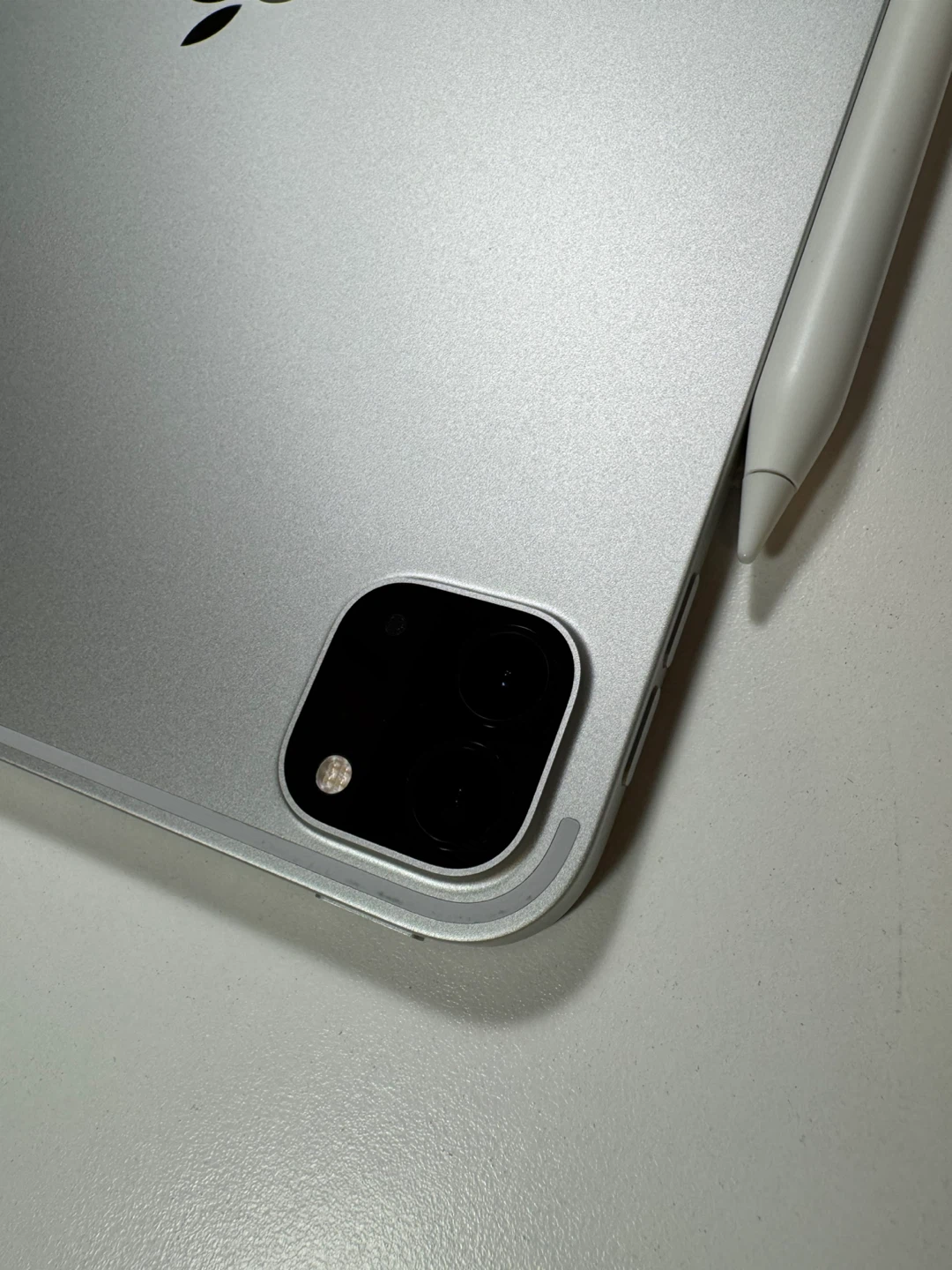Apple iPad Pro (2020) 11-inch - photo 2