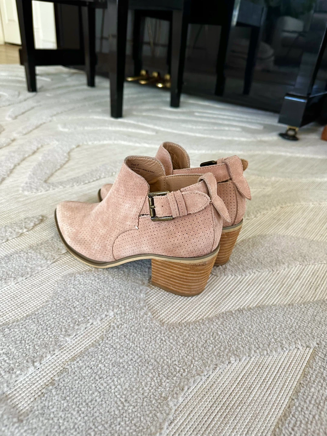 Gianni Fermani Pink Suede Ankle Boots
