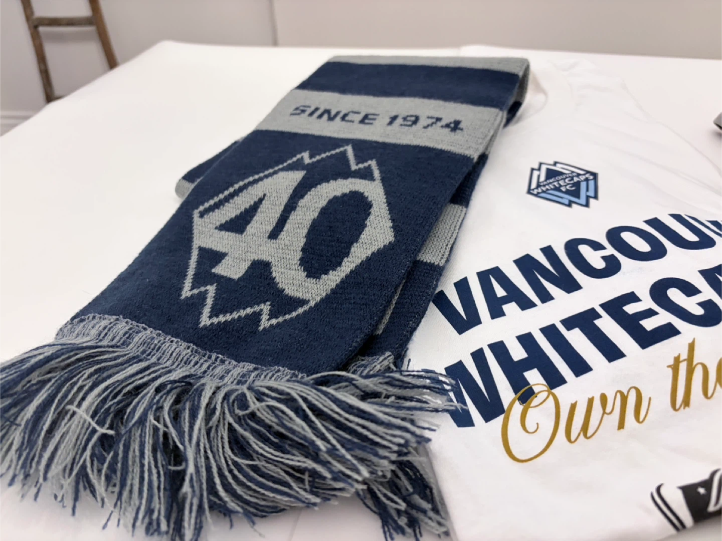 Vancouver Whitecaps Merch Playoffs Hat Toque Scarf Shirt - photo 2