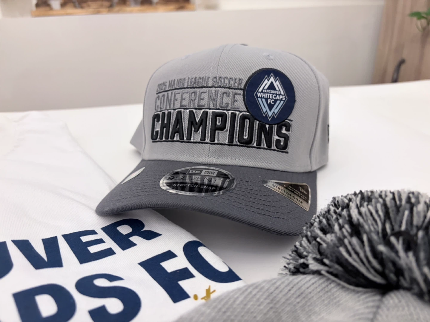 Vancouver Whitecaps Merch Playoffs Hat Toque Scarf Shirt - photo 3