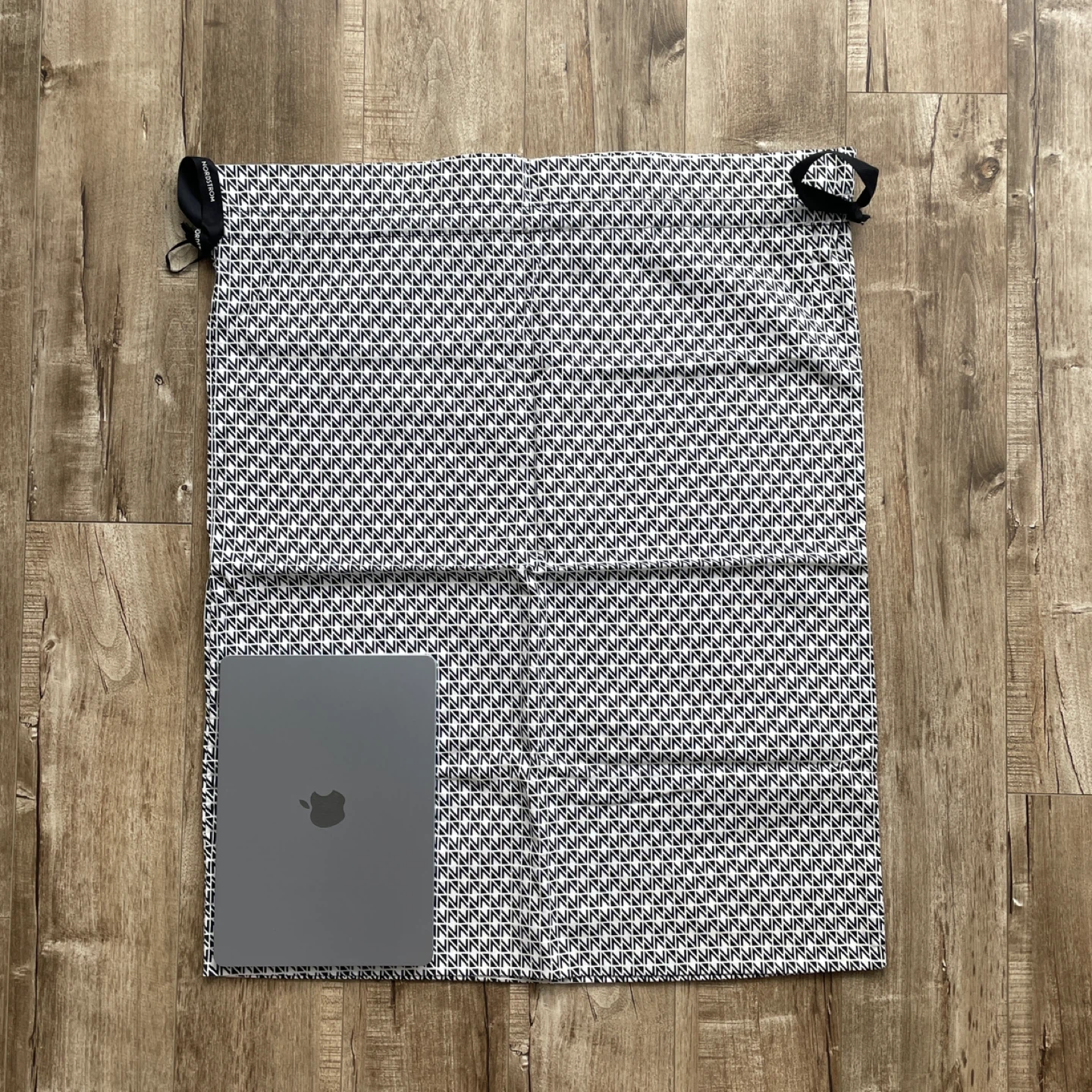 BRAND NEW 🥕 Nordstrom Monogram Fabric Gift Bag