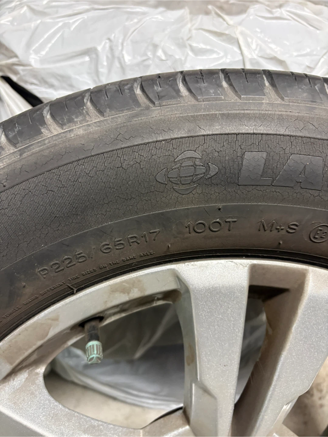 17” Equinox Tires P225/65R17 - photo 2