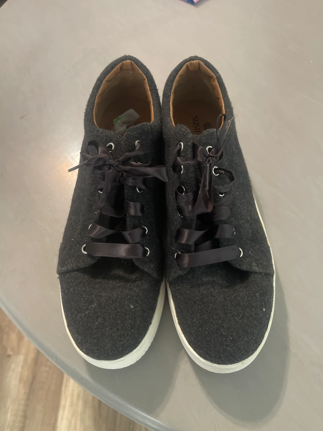 Susina Women's Dark Gray Wool Sneakers Size 8M