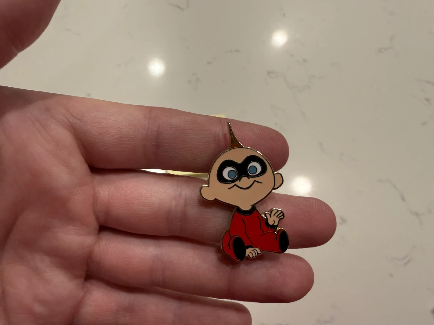 The Incredibles Character Enamel Pin - photo 4