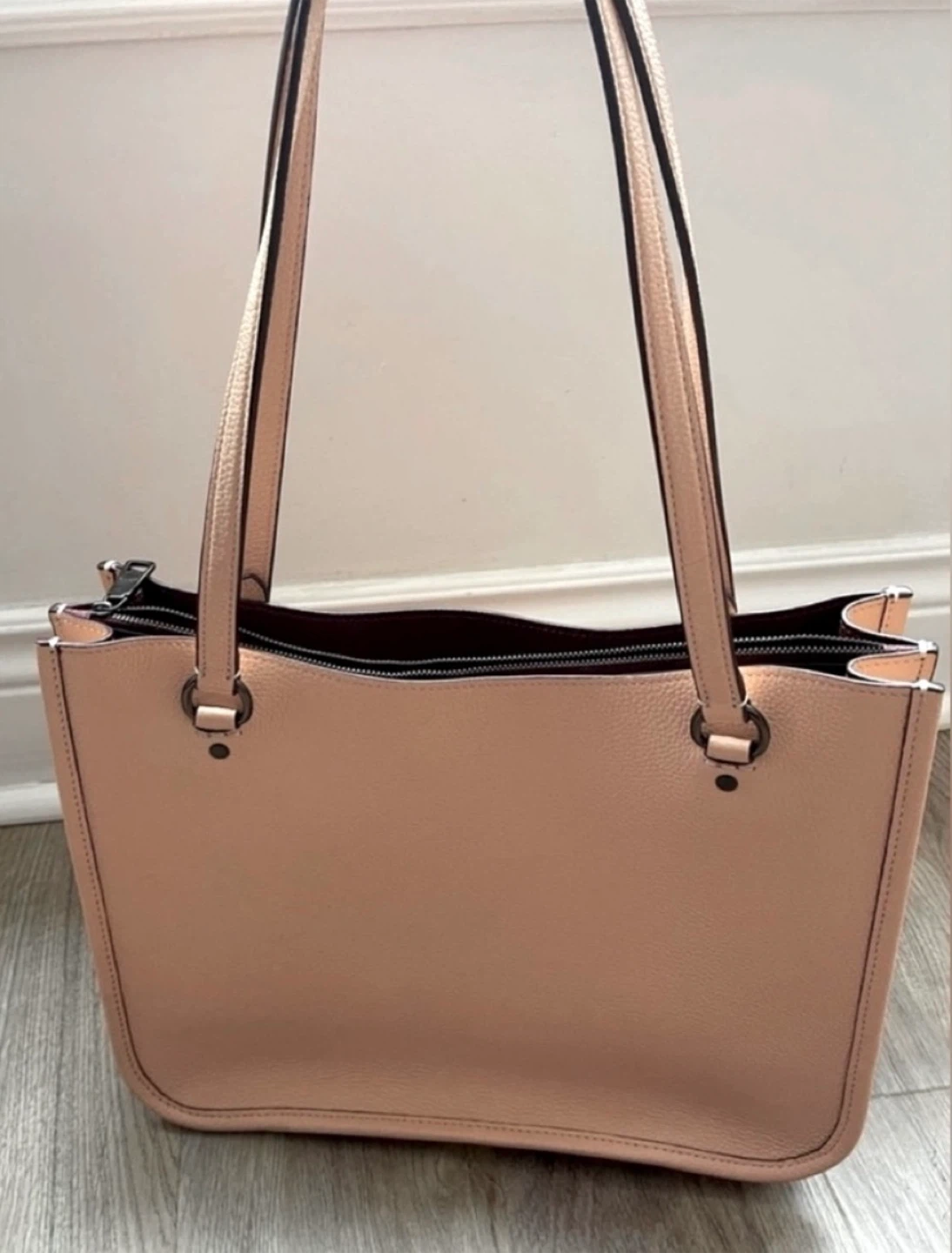 Coach Tyler Carryall Pink/Peach Apricot Pebbled Leather Tote Bag - photo 4