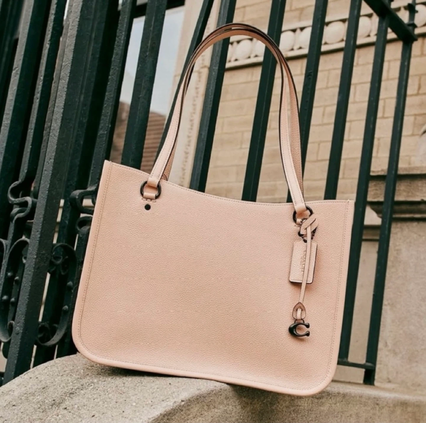 Coach Tyler Carryall Pink/Peach Apricot Pebbled Leather Tote Bag