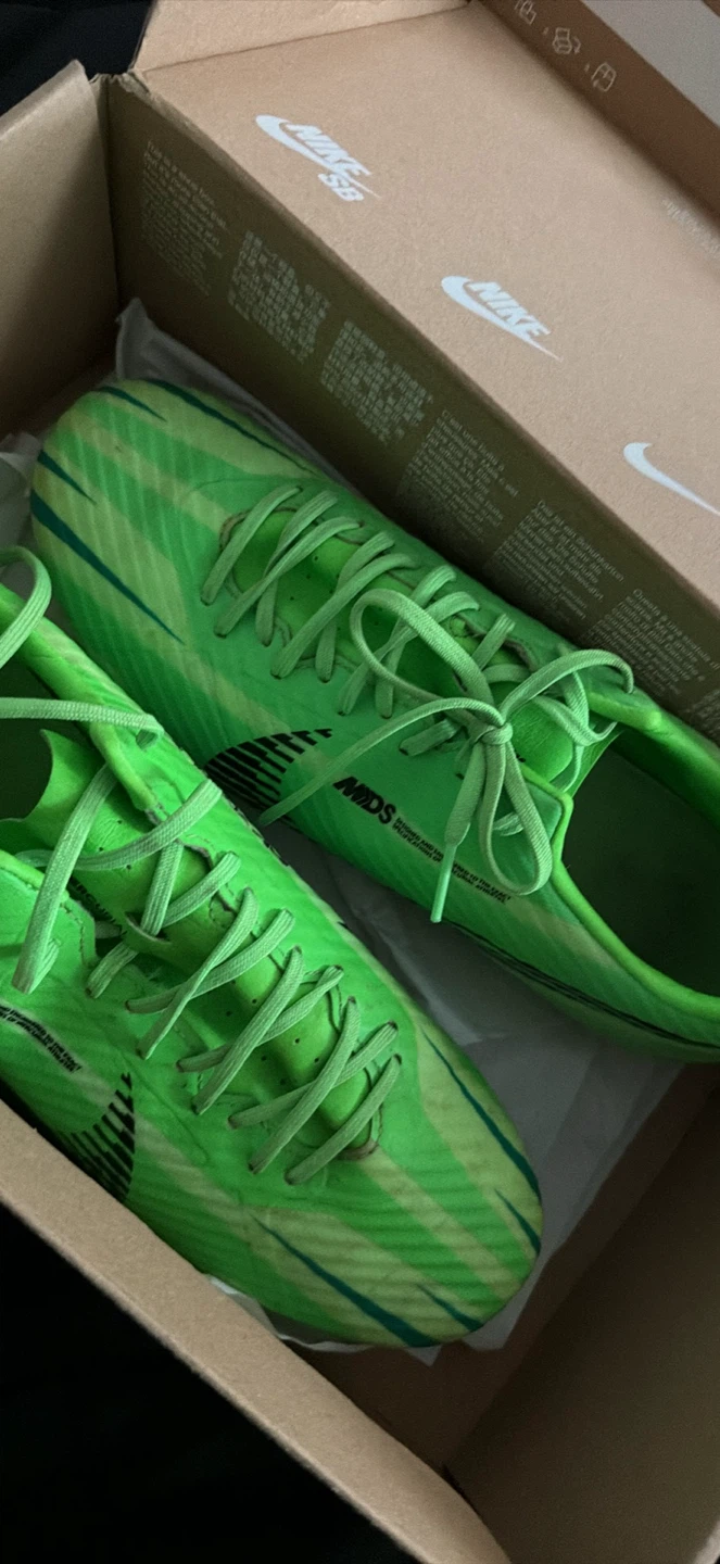 Nike Zoom Vapor 15 Academy MDS FG/MG Soccer Cleats