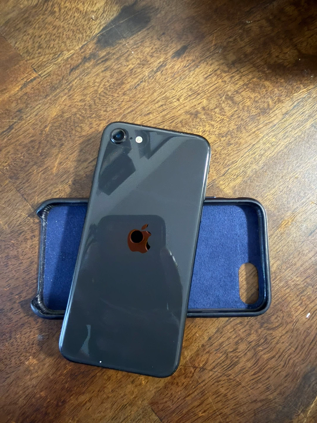 IPHONE SE - photo 4