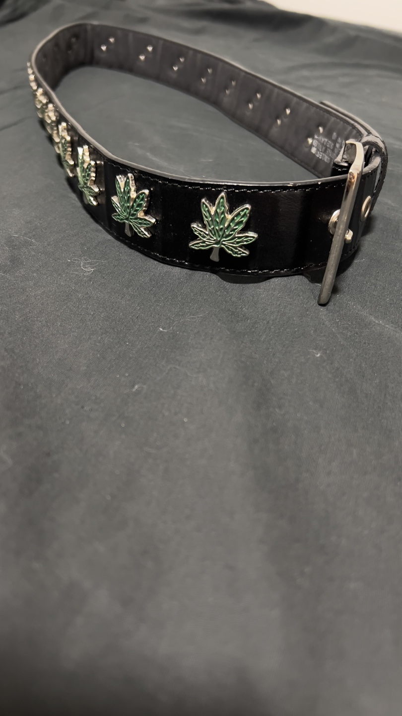 Unique Cannabis Leaf Studded Belt - Black Leather 40' - photo 2