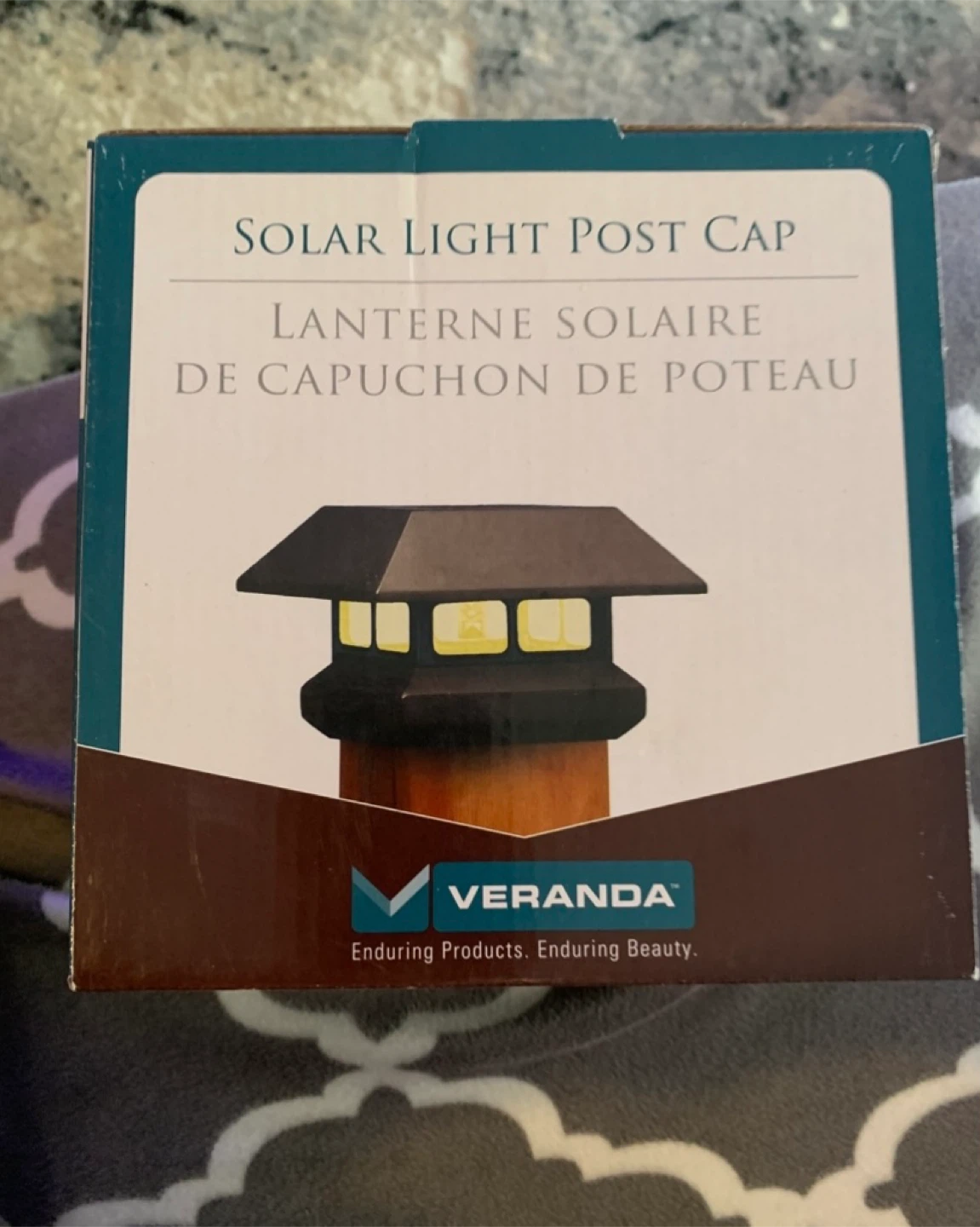 Veranda Solar Light Post Cap plus solar light batteries AA
