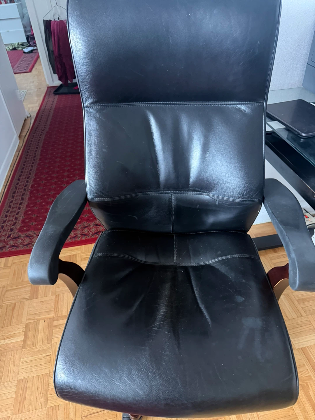 Black Leather Executive Office Chair - photo 2