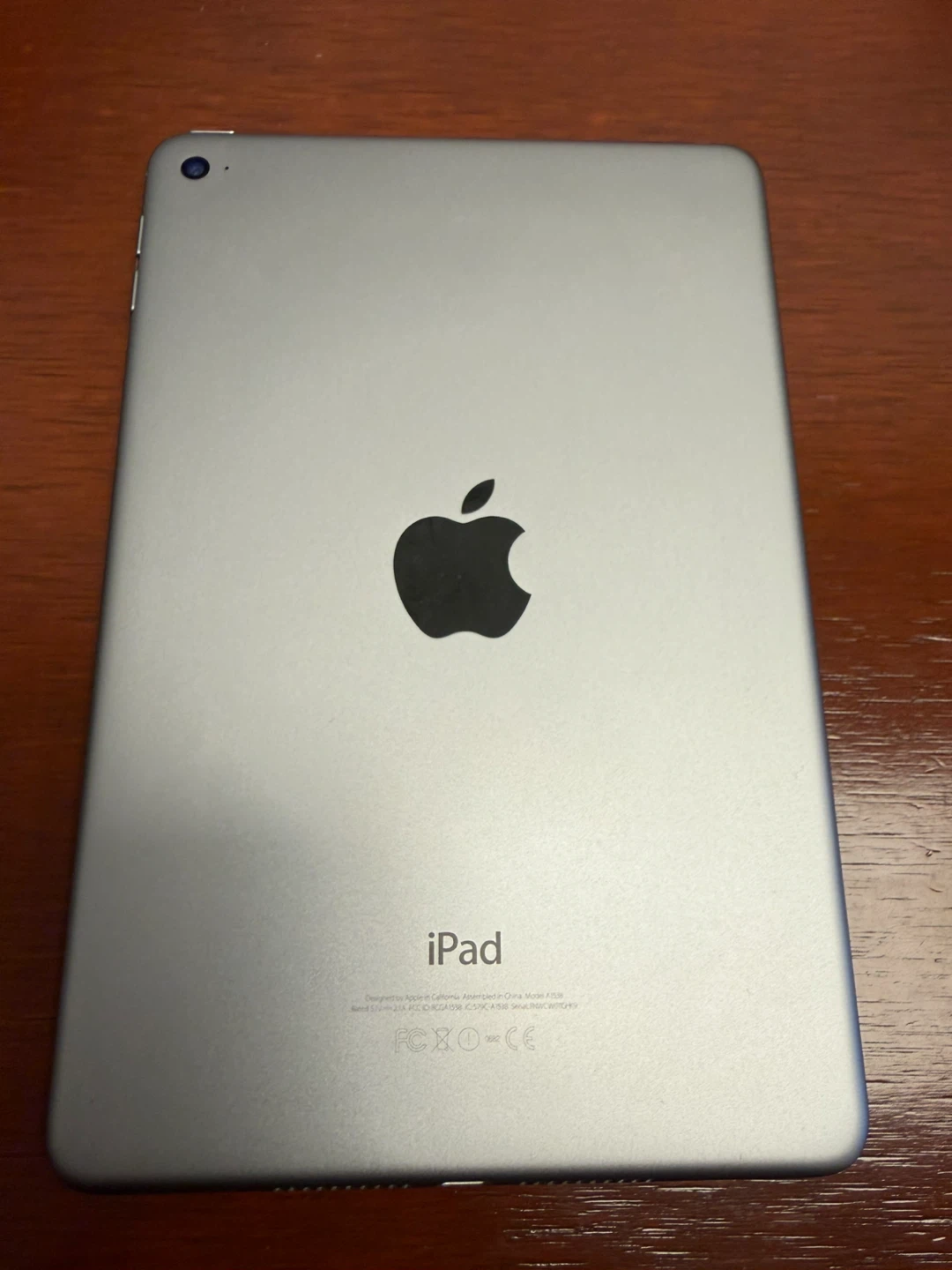 Like new, Apple iPad Mini. Works perfectly - photo 2