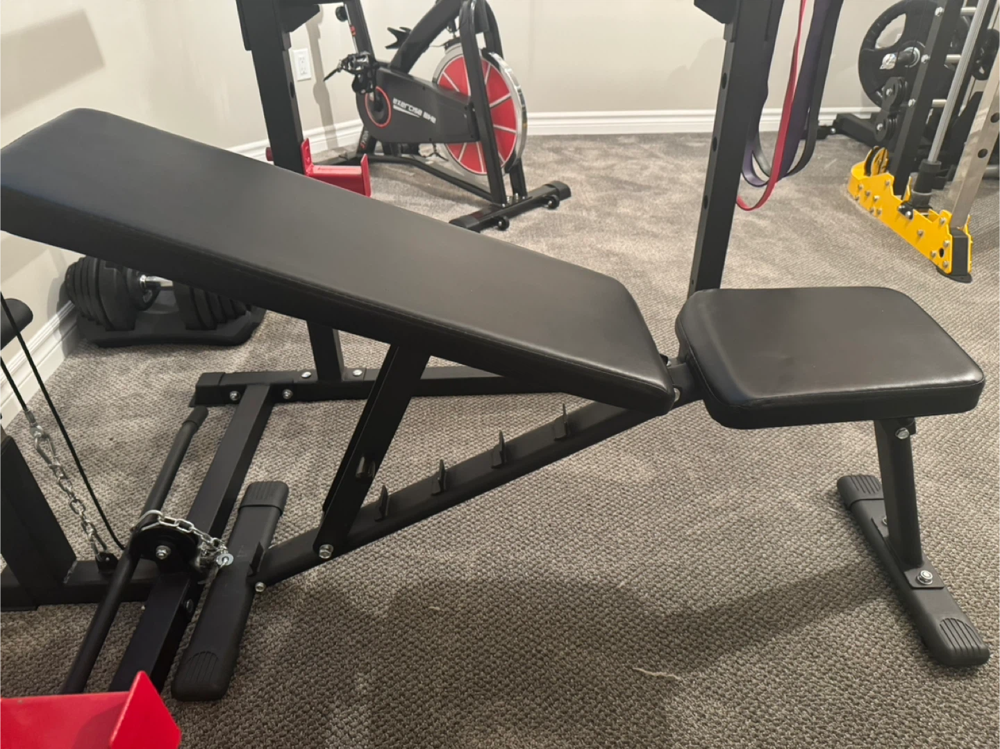 Adjustable Weight Bench