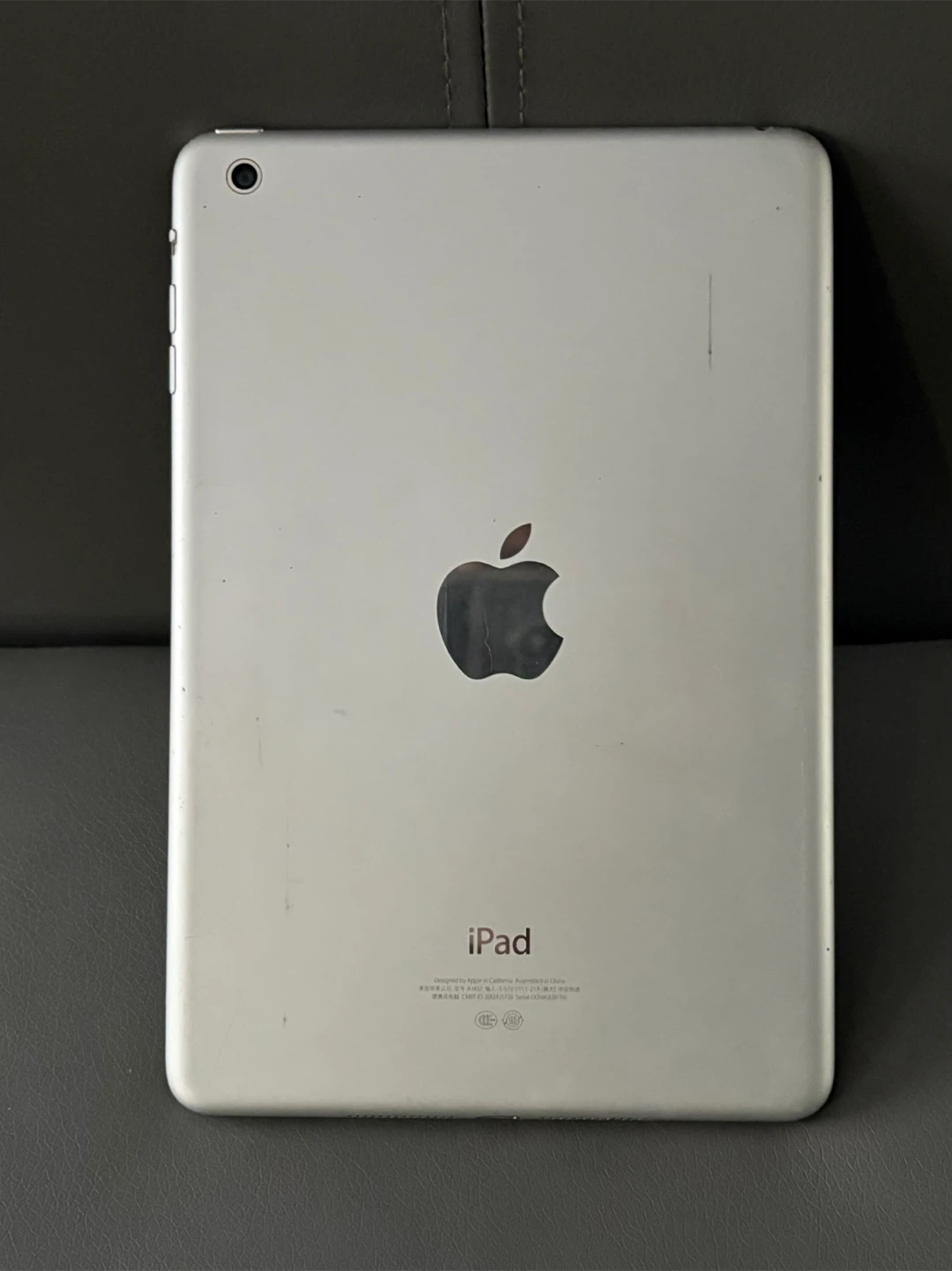 Apple iPad Mini - photo 2