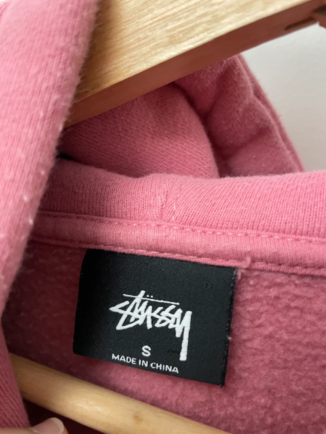 Stüssy Pink Hoodie - Size S - photo 3