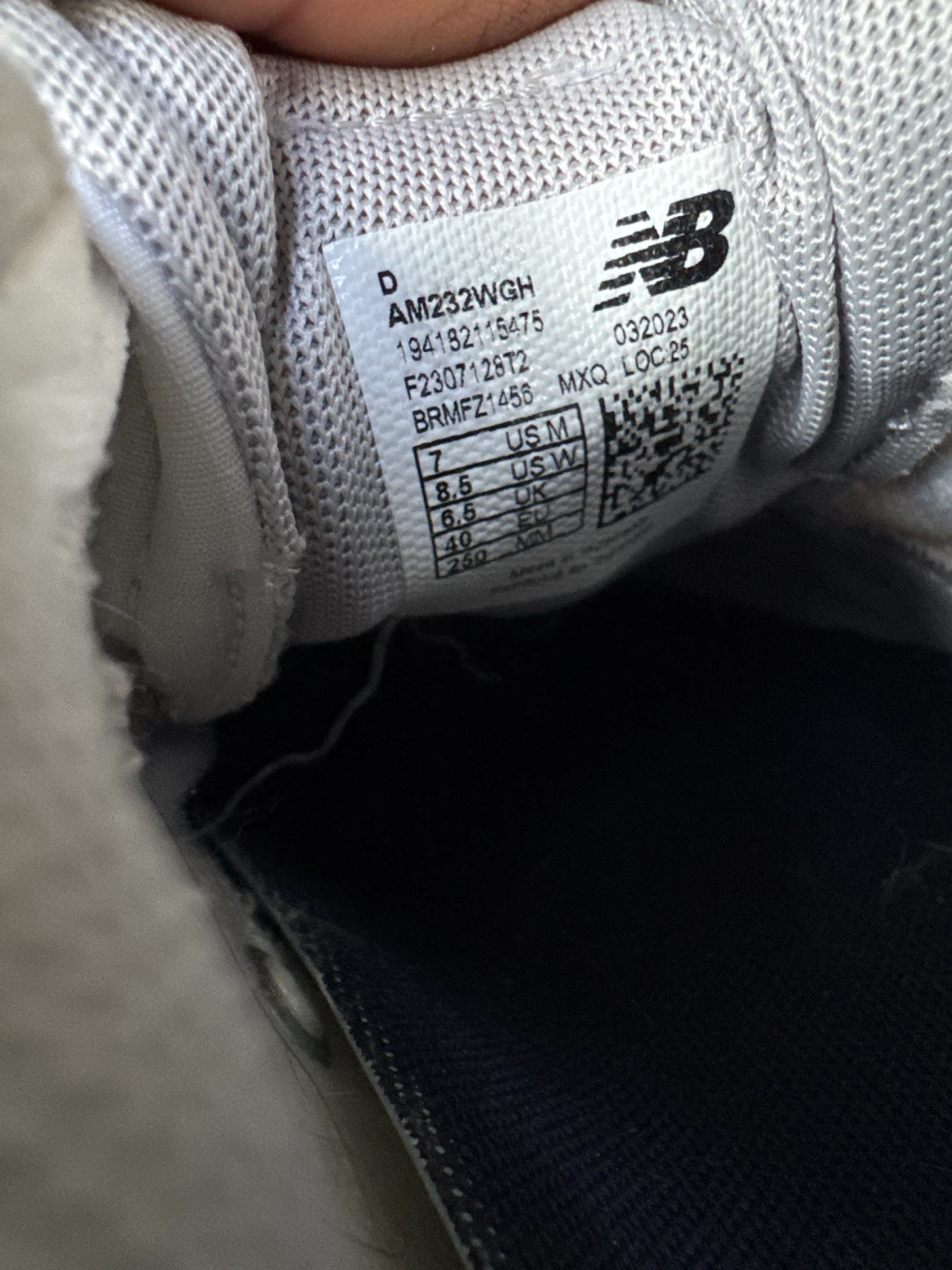 New Balance AM232WH Skate Shoes - photo 2