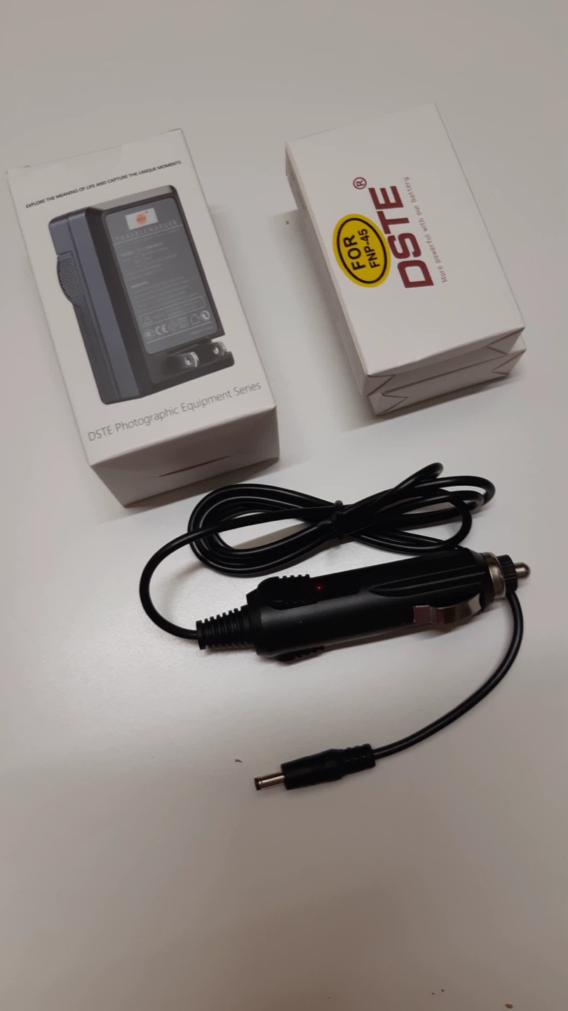LI-40B LI-42B Camera Battery and Charger Adapter