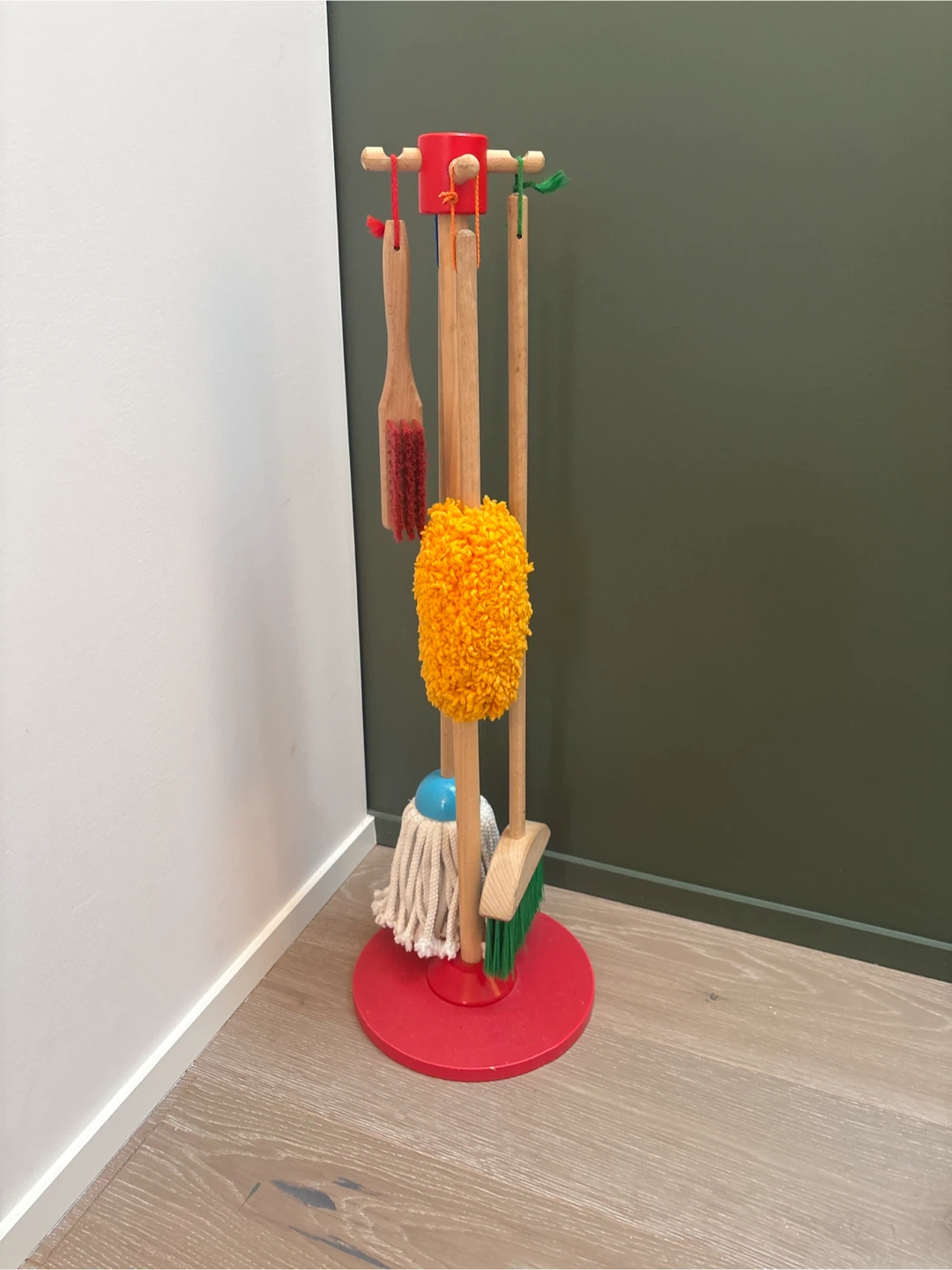 Melissa & Doug Wooden Cleaning Play Set - photo 3