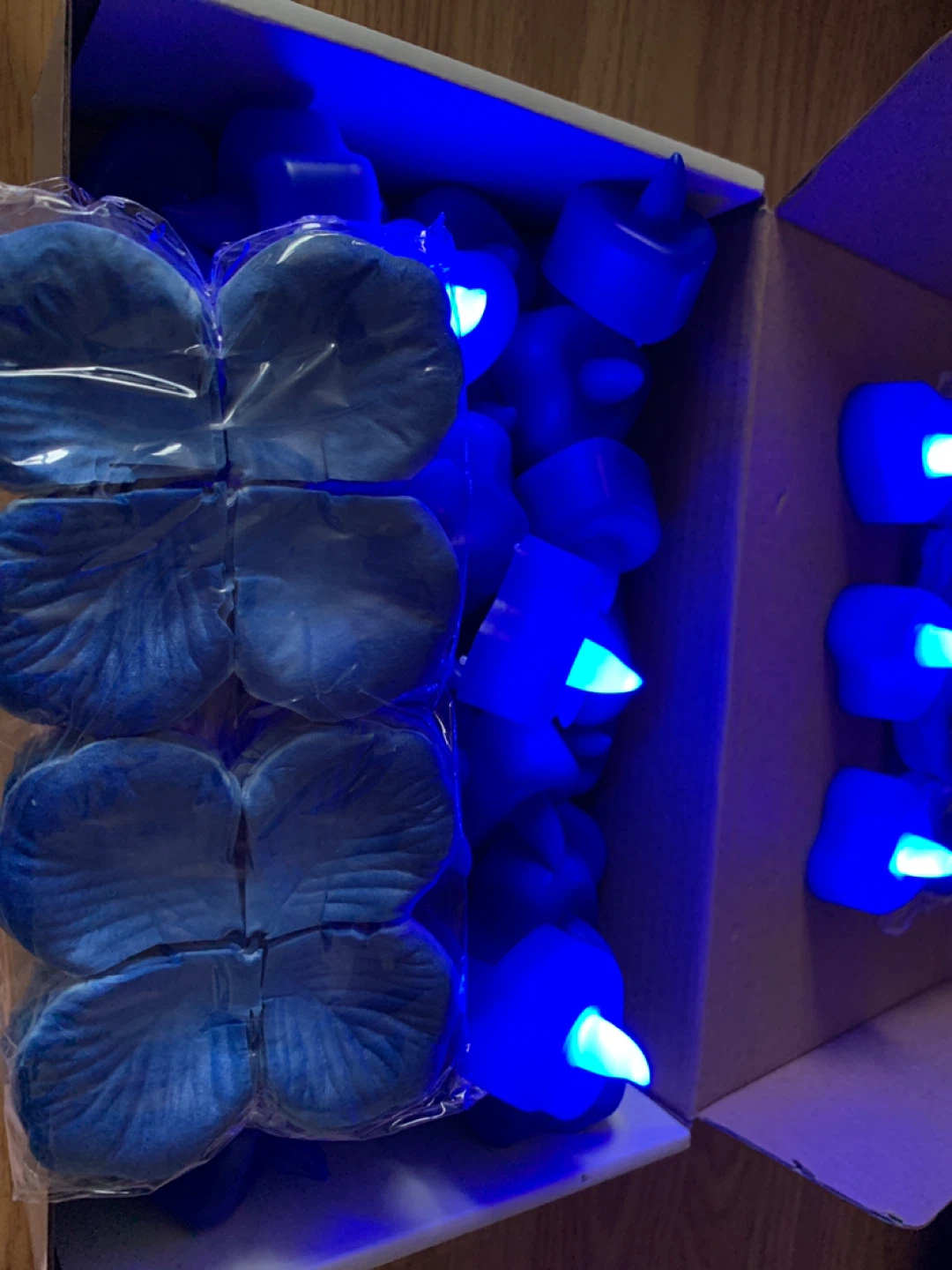 Blue LED Tealight Candles with Rose Petals - photo 2
