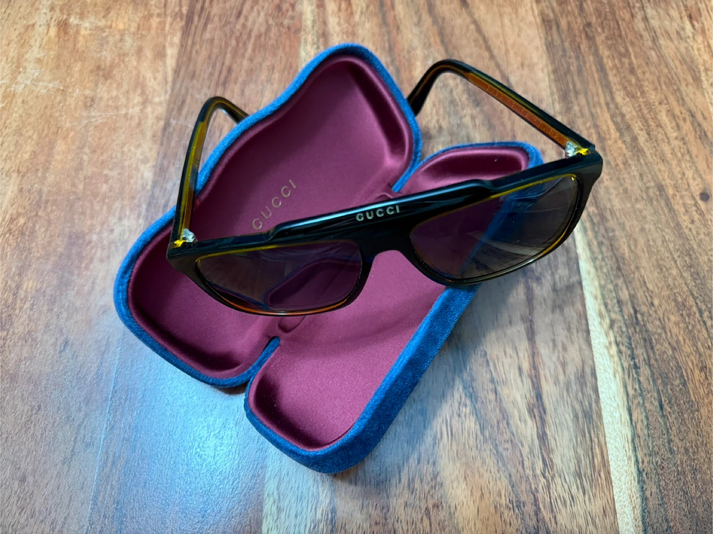 Gucci Sunglasses for men - photo 2