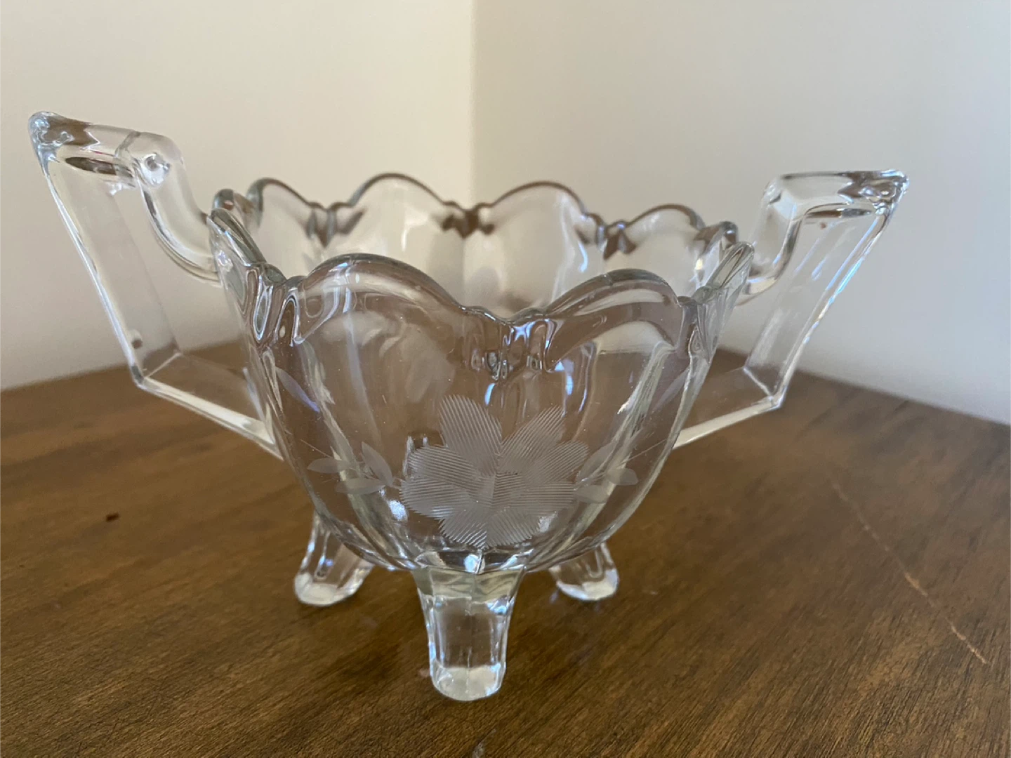 2 Ivy Plants in Vintage Glass Dishes - photo 5