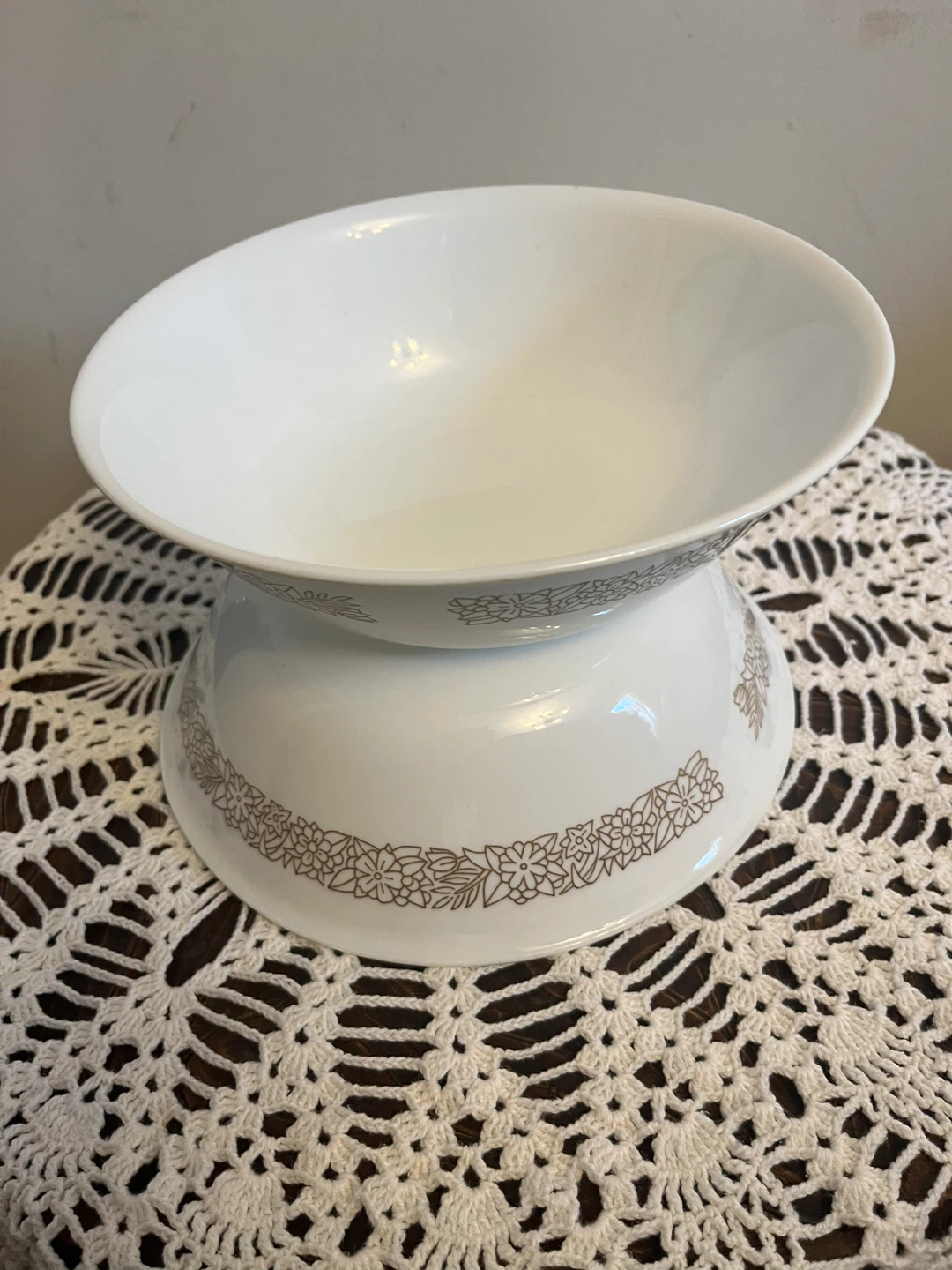 Vintage corelle woodland pattern bowl 8.5 “