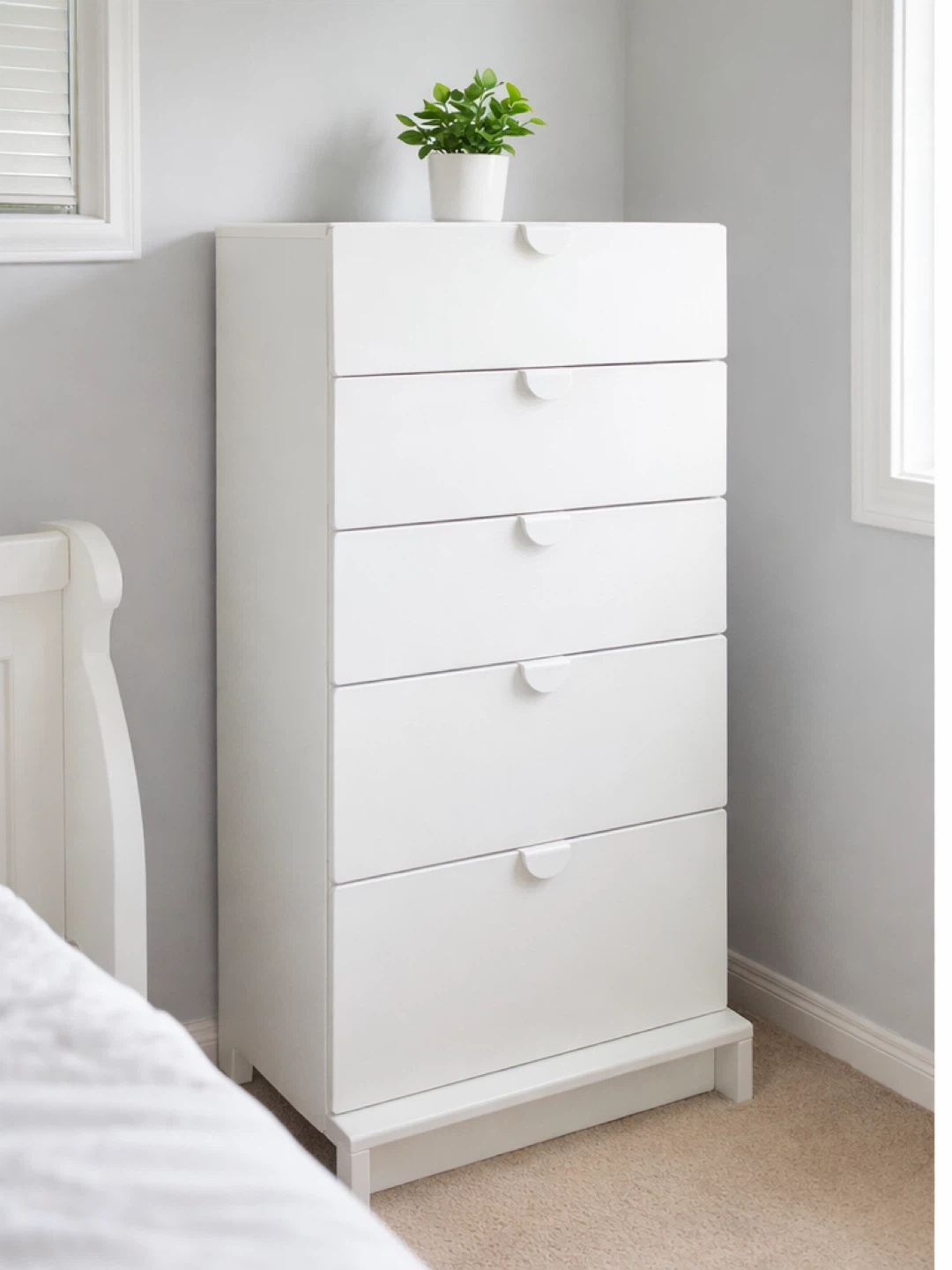 IKEA White 6 Drawer Dresser – Excellent Condition