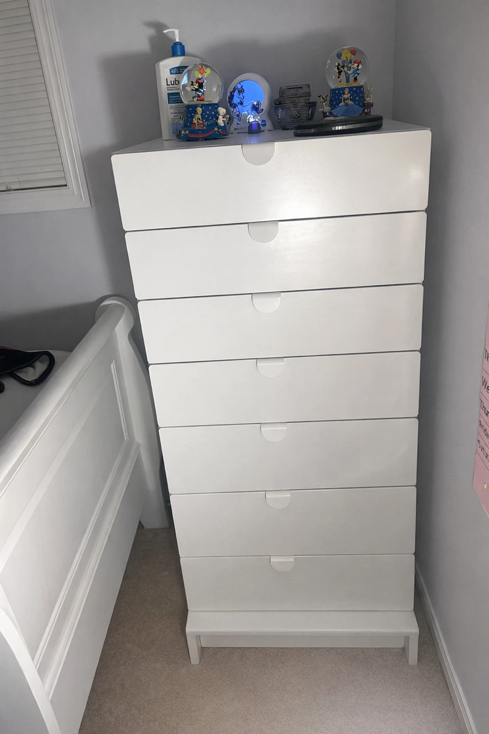 IKEA White 6 Drawer Dresser – Excellent Condition - photo 3