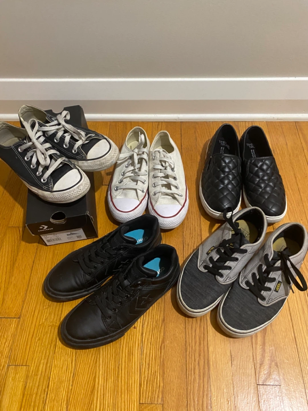 Converse & Vans Sneakers