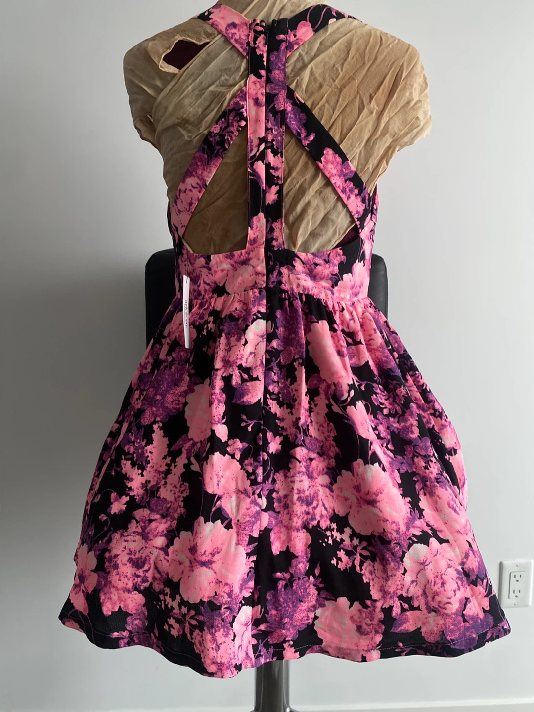 Ark & Co neon floral dress with cut out back - photo 2