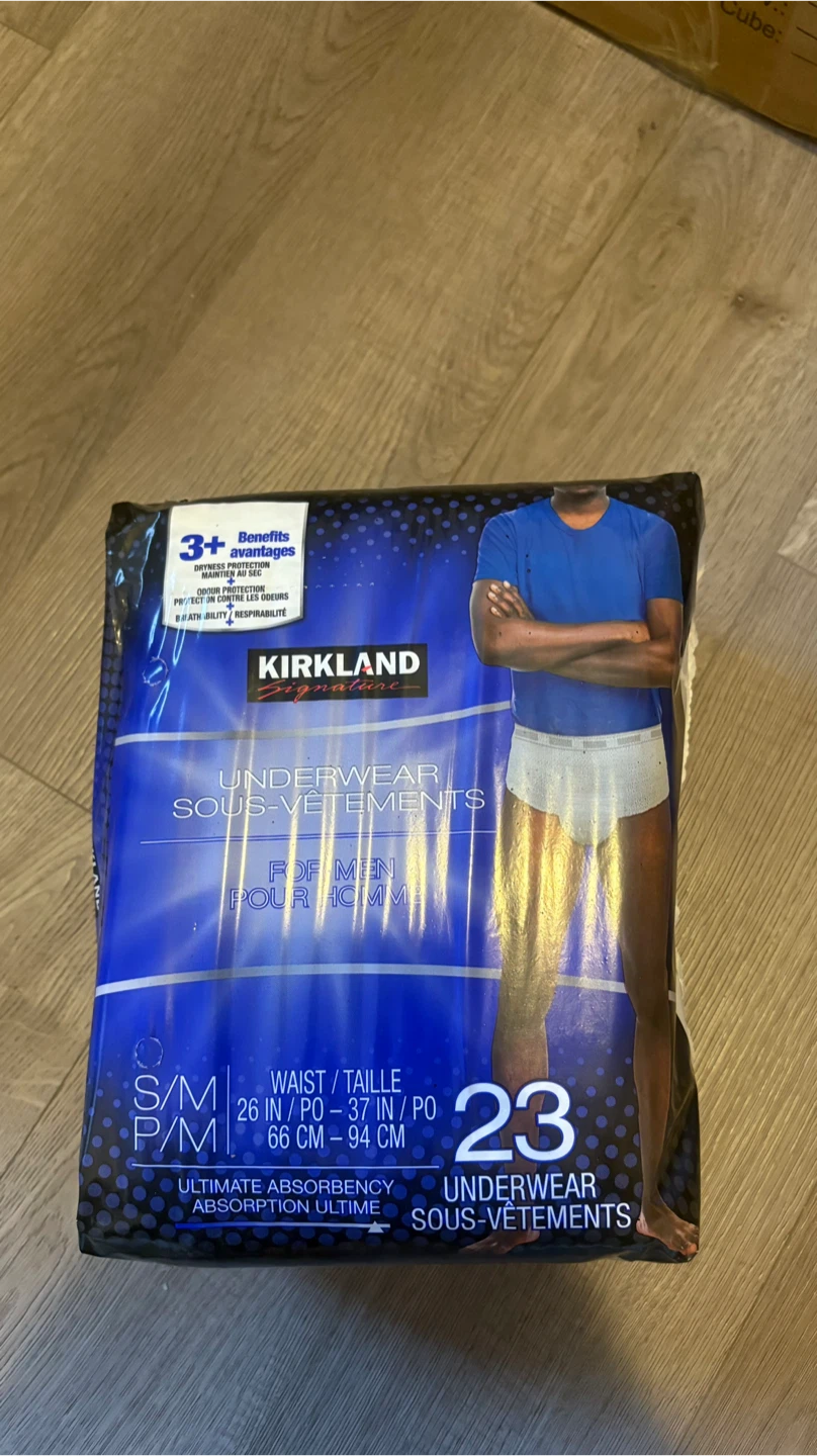 Kirkland Signature Men's Underwear S/M - 23 Pack