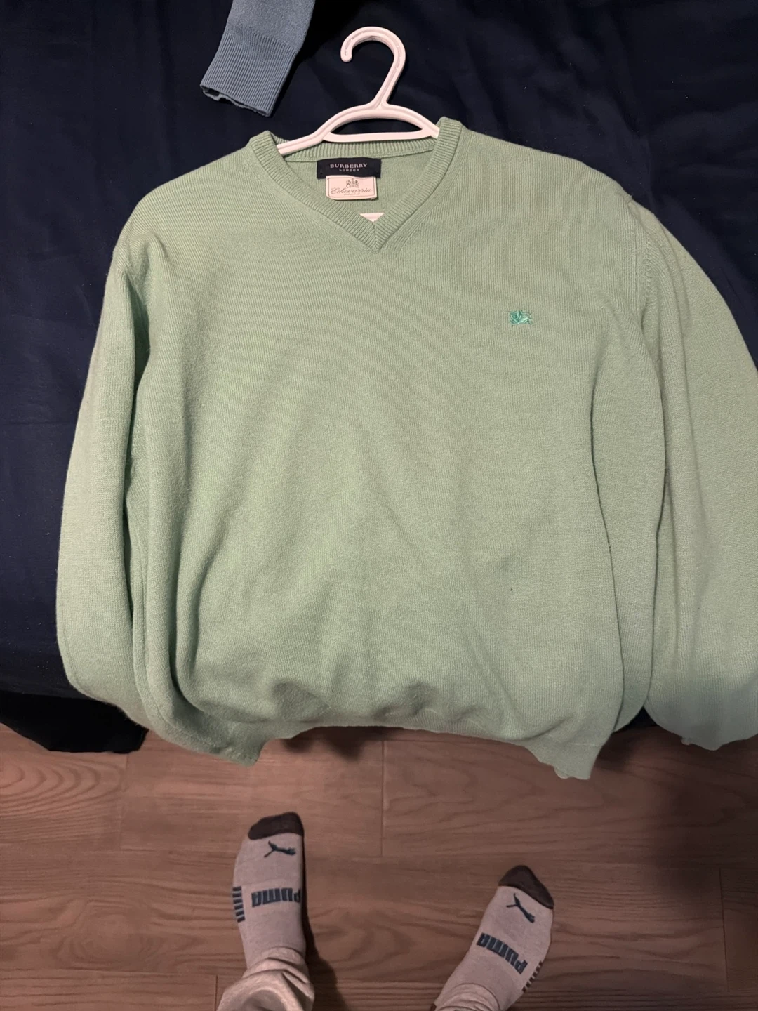 Burberry London V-Neck Sweater - Light Green