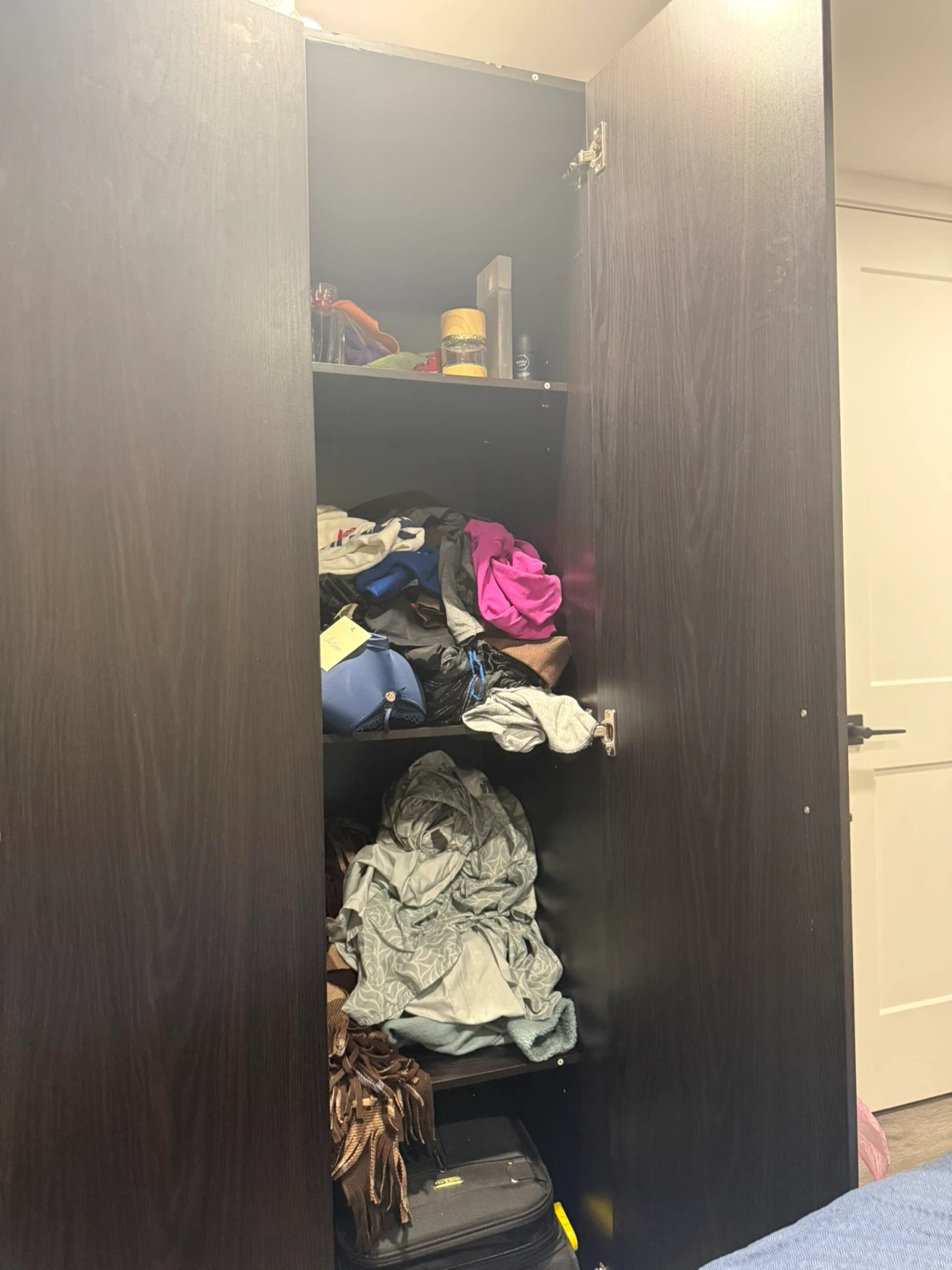 Dark Wood 3-Door Wardrobe - photo 2