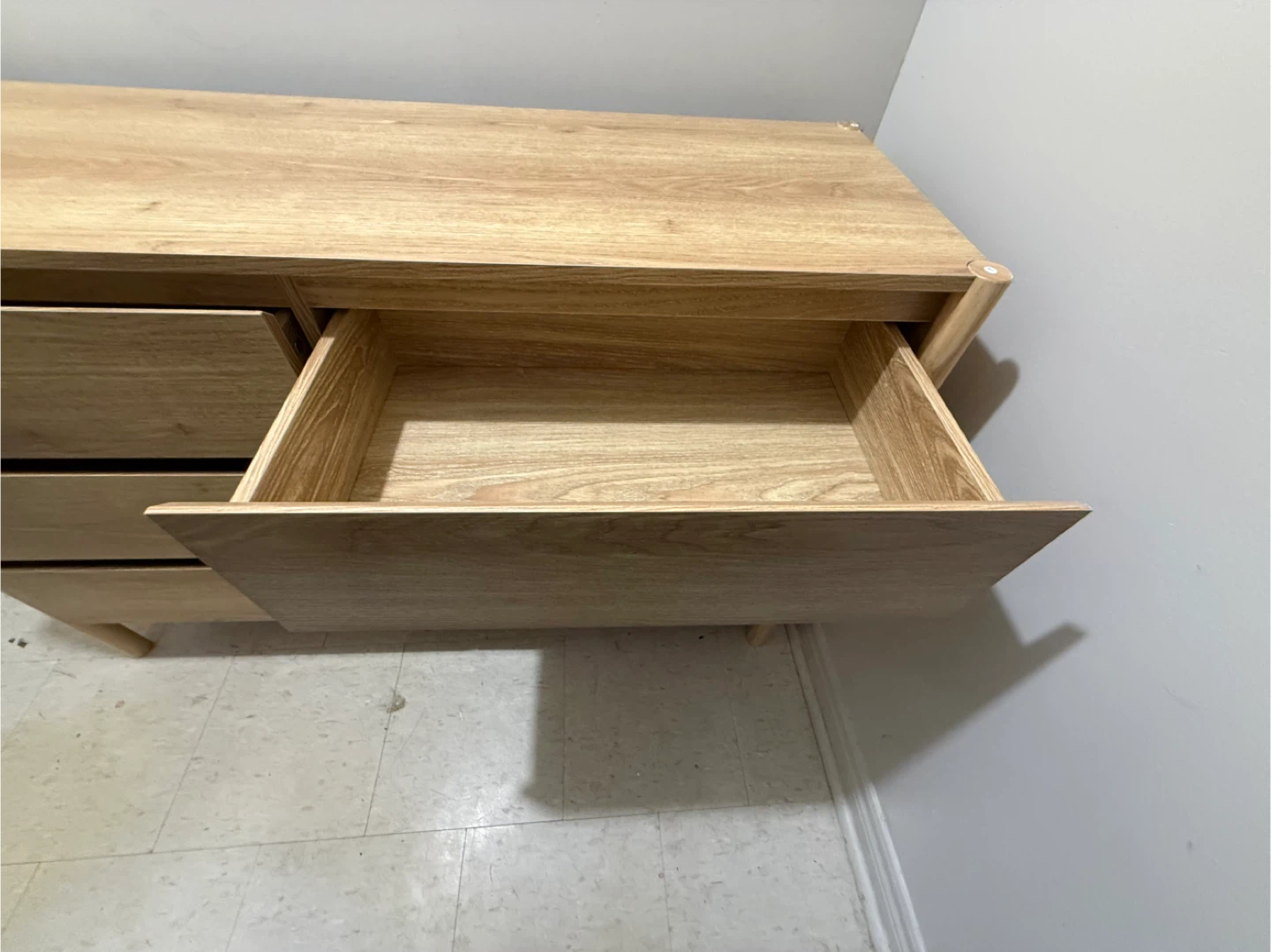 Brand new Oak finish dresser with 6 drawers - photo 3