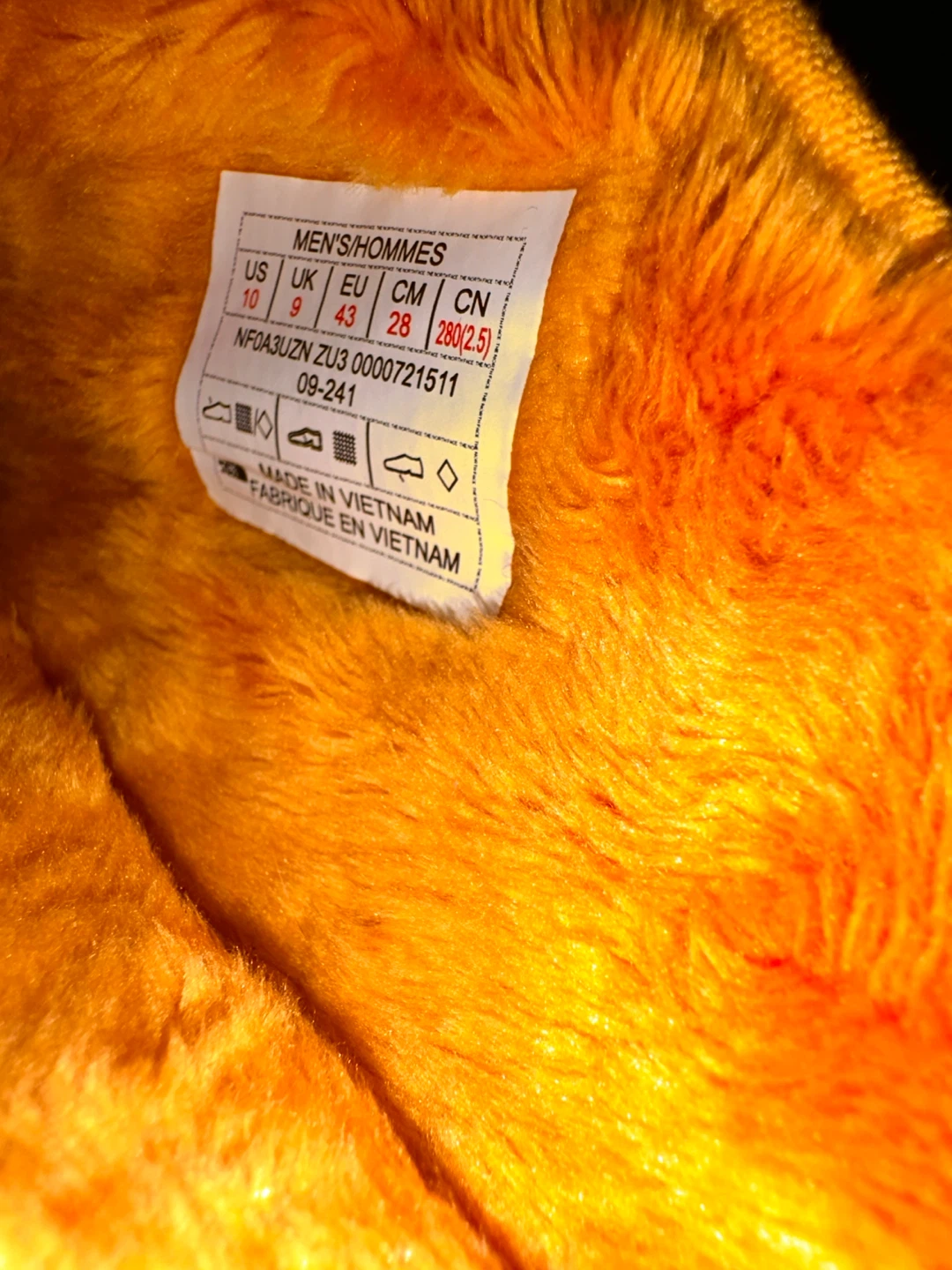 The North Face Orange Padded Slippers Men's Size 10 - photo 3