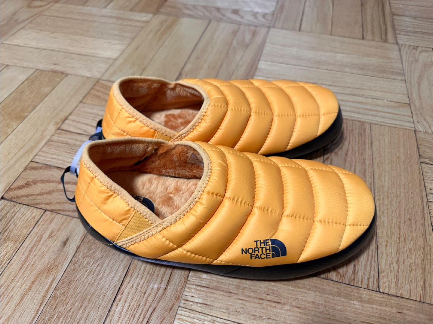 The North Face Orange Padded Slippers Men's Size 10 - photo 2