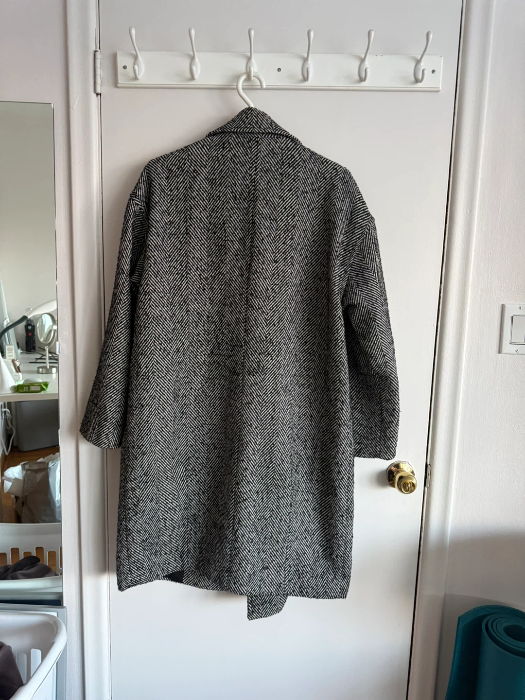 Womens Medium Herringbone Wool Blend Coat - photo 2