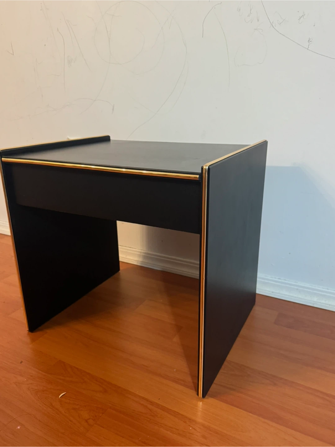 Black Vanity Table with Gold Trim - photo 4