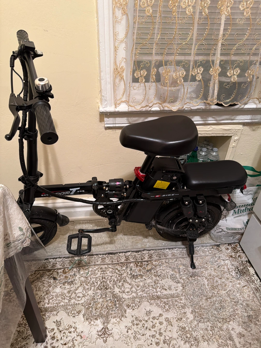 Black Folding Electric E-Bike