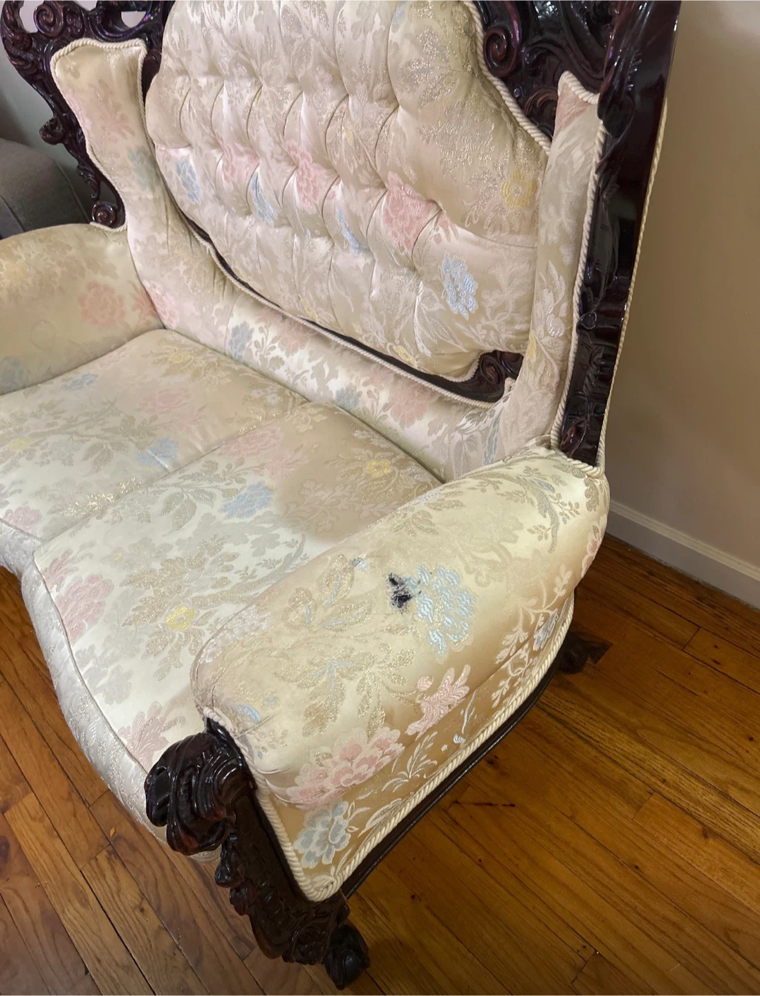 2 Vintage Ornate Carved Wood set - Floral Upholstery - photo 5