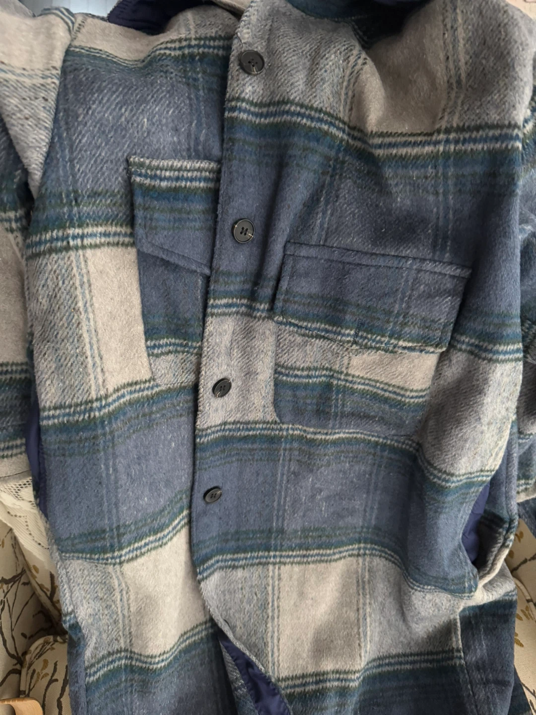 Plaid Shirt (tag on) - thick flannel material - Size L - photo 2