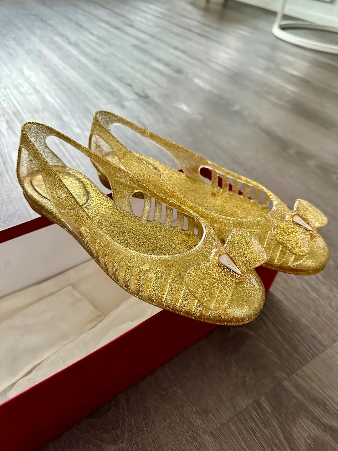 Salvatore Ferragamo Glitter Jelly Bow Flats Gold - photo 2