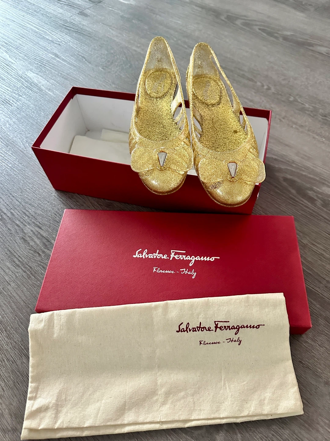 Salvatore Ferragamo Glitter Jelly Bow Flats Gold - photo 5