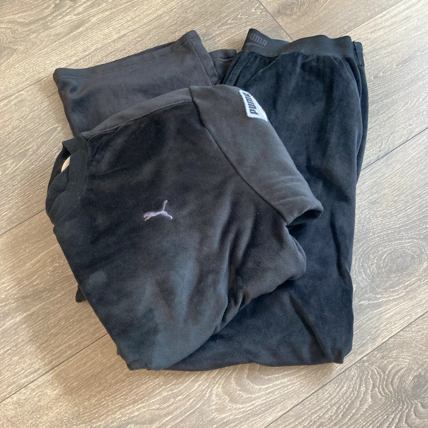 Puma Velour Top & Bottoms