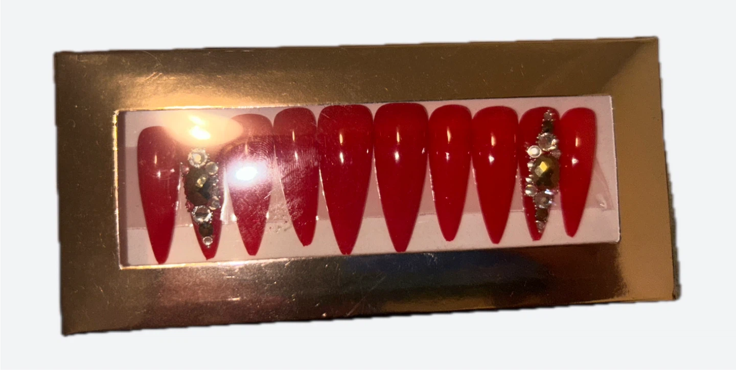 Press-on Nails Set - 6 different styles
