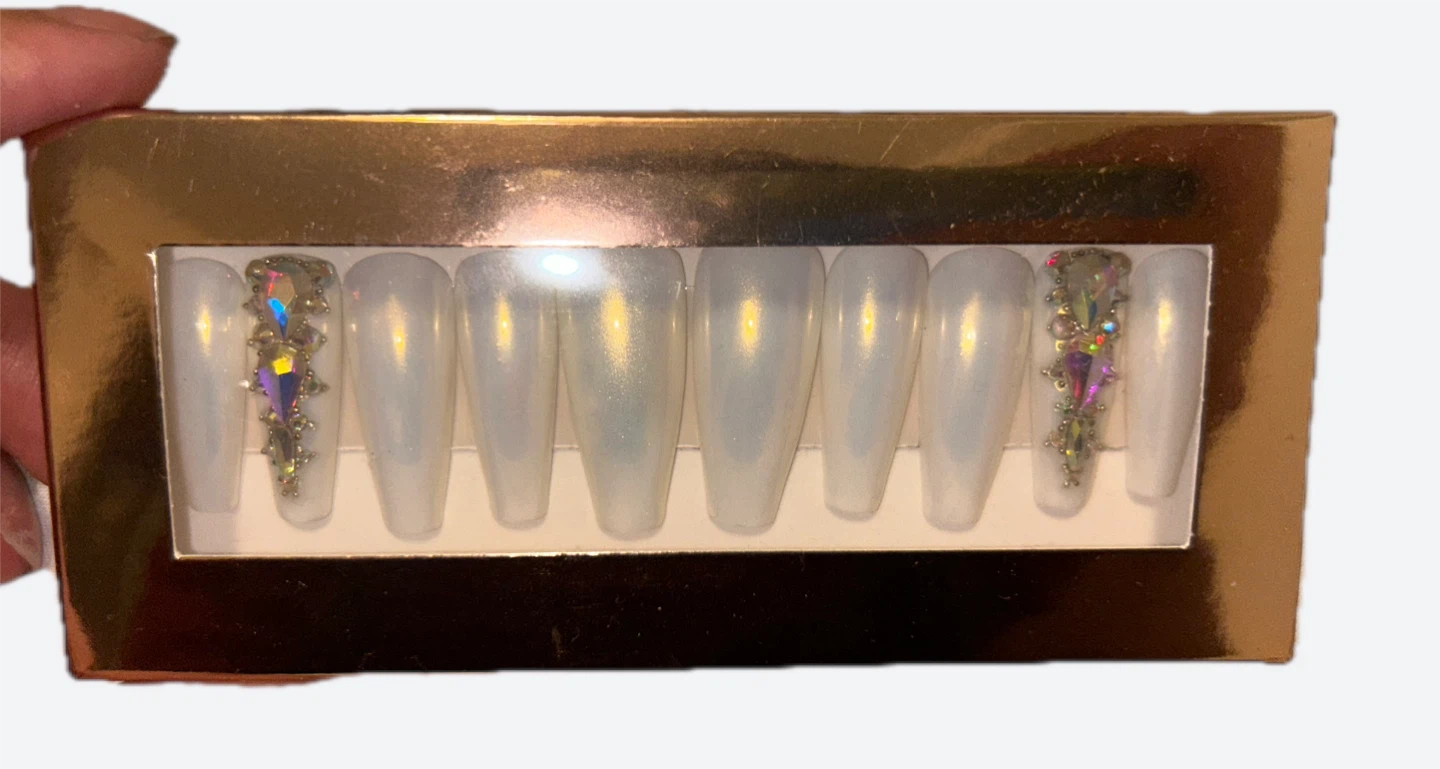 Press-on Nails Set - 6 different styles - photo 5